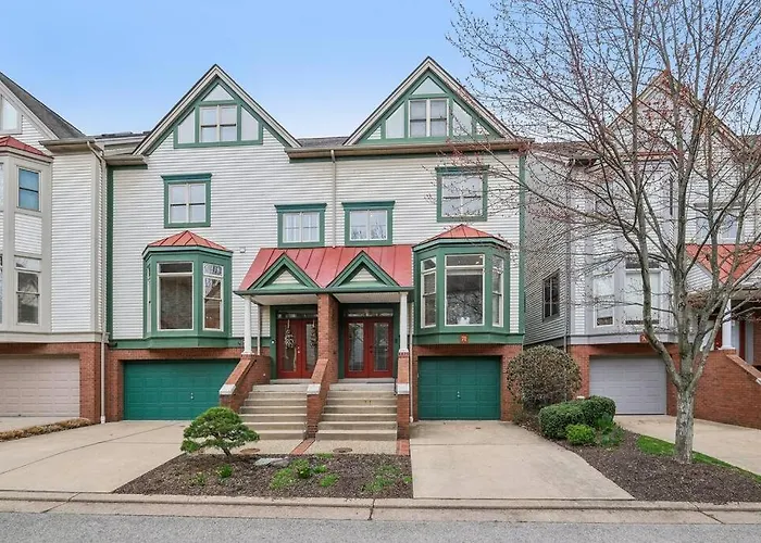 Charming, Washington's Landing Island * Pittsburgh