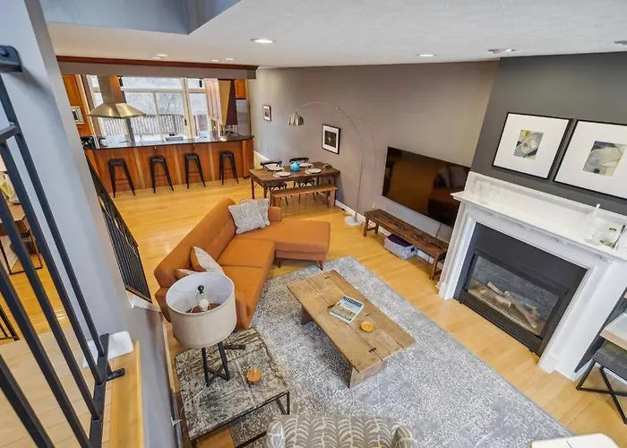 Villa Charming, Washington's Landing Island *
